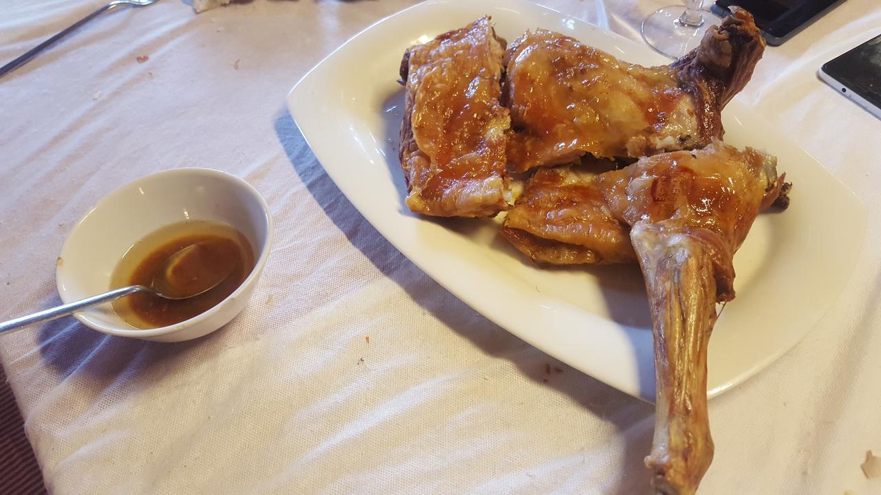 Posada Plaza Mayor De アラエッホス エクステリア 写真
